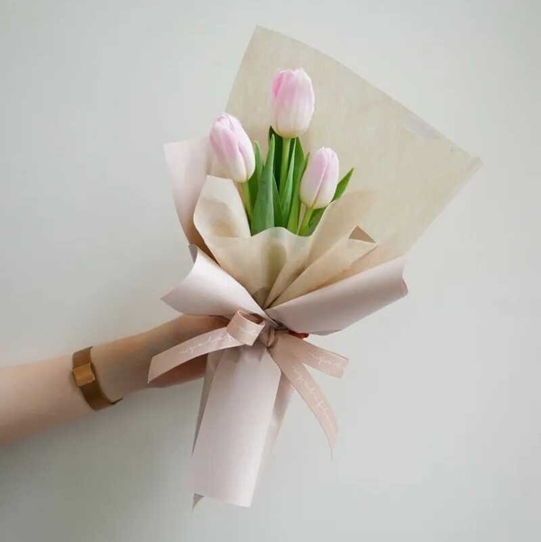 bo-hoa-tulip-mini-sinh-nhat-500k-3 Bó Hoa Tulip Mini Hiện Đại