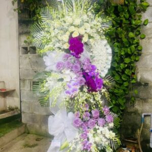 kệ hoa chia buồn tím trắng – lavender memory