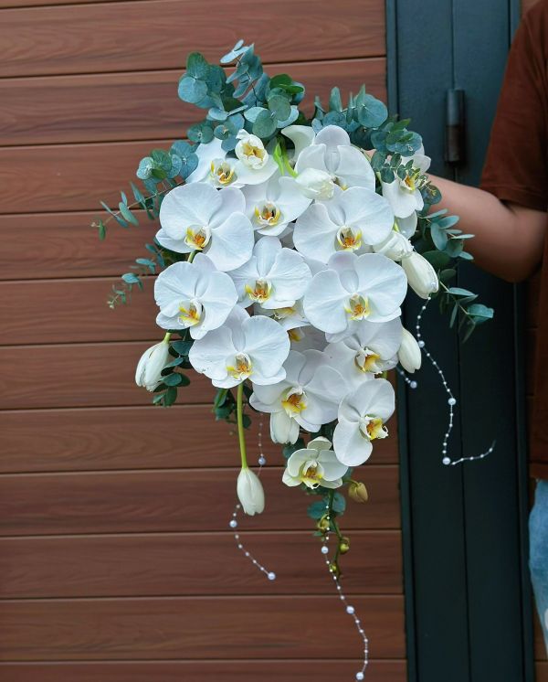 bó hoa cưới lan hồ Điệp – white orchid bride