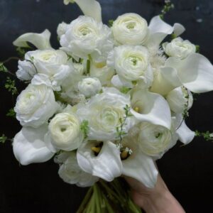 bó hoa cưới luxury white rose