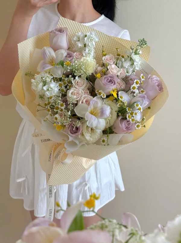 hoa tone Pastel Peach Và Beige