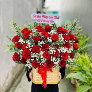 giỏ hoa hồng Đỏ sang trọng – ruby celebration