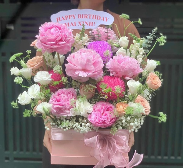 hoa sinh nhật tone pastel