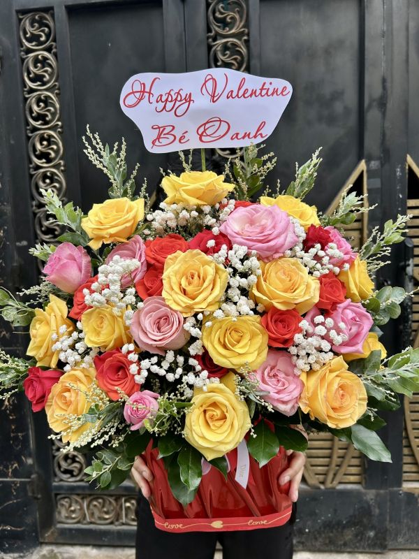 Giỏ hoa chúc mừng ngày Valentine 14/2