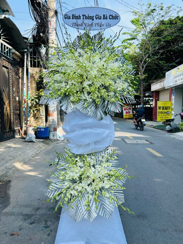 hoa tang lễ