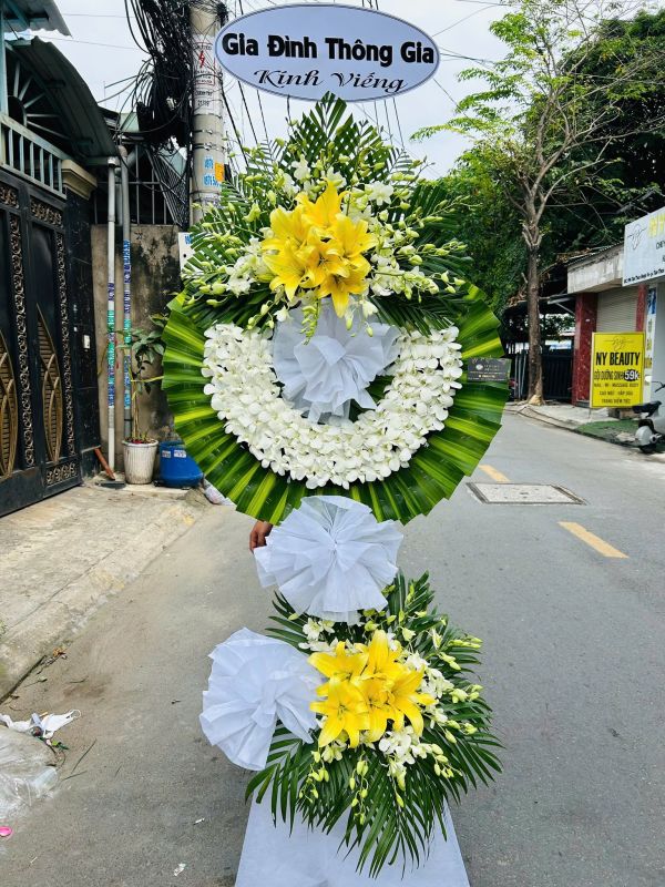 Ý Nghĩa Một Số Loại Hoa Dùng Trong Tang Lễ | Chọn Hoa Chia Buồn Phù Hợp